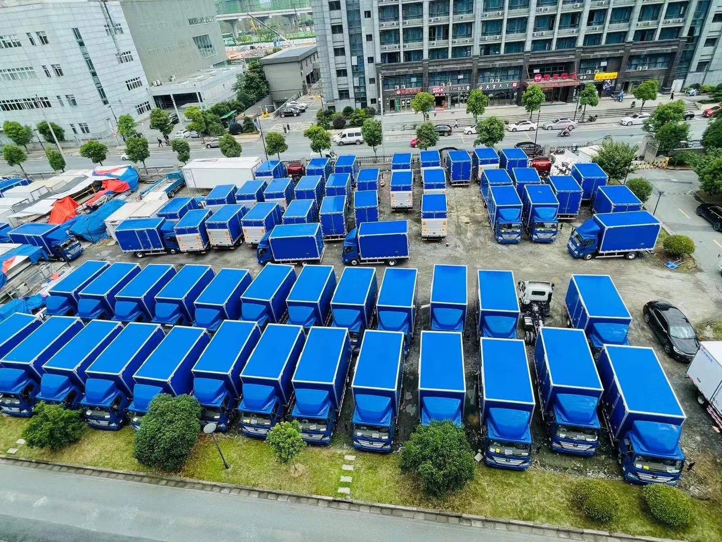 轻量化车厢